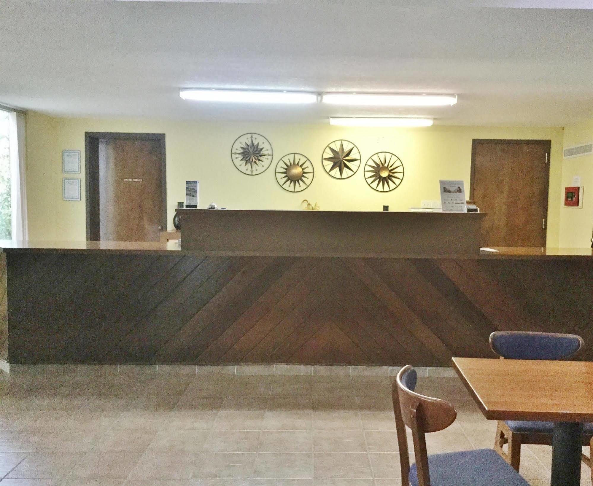 Americas Best Value Inn Crossett Exterior photo